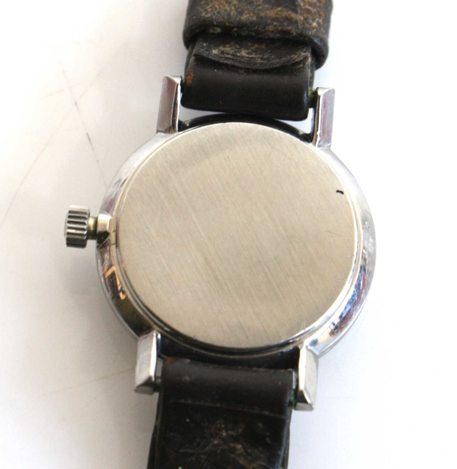 A lady's Omega stainless steel manual wind wristwatch with round white baton dial, fitted to an - Image 5 of 7