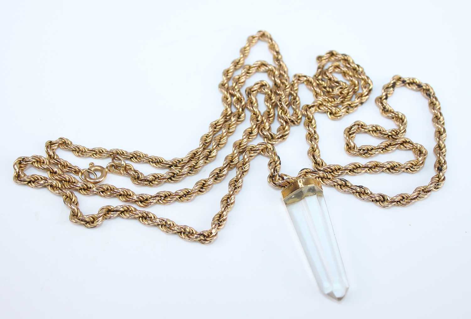 A modern 9ct gold ropetwist necklace, 9.4g, 41cm, containing gilt metal and crystal pendant - Image 2 of 2