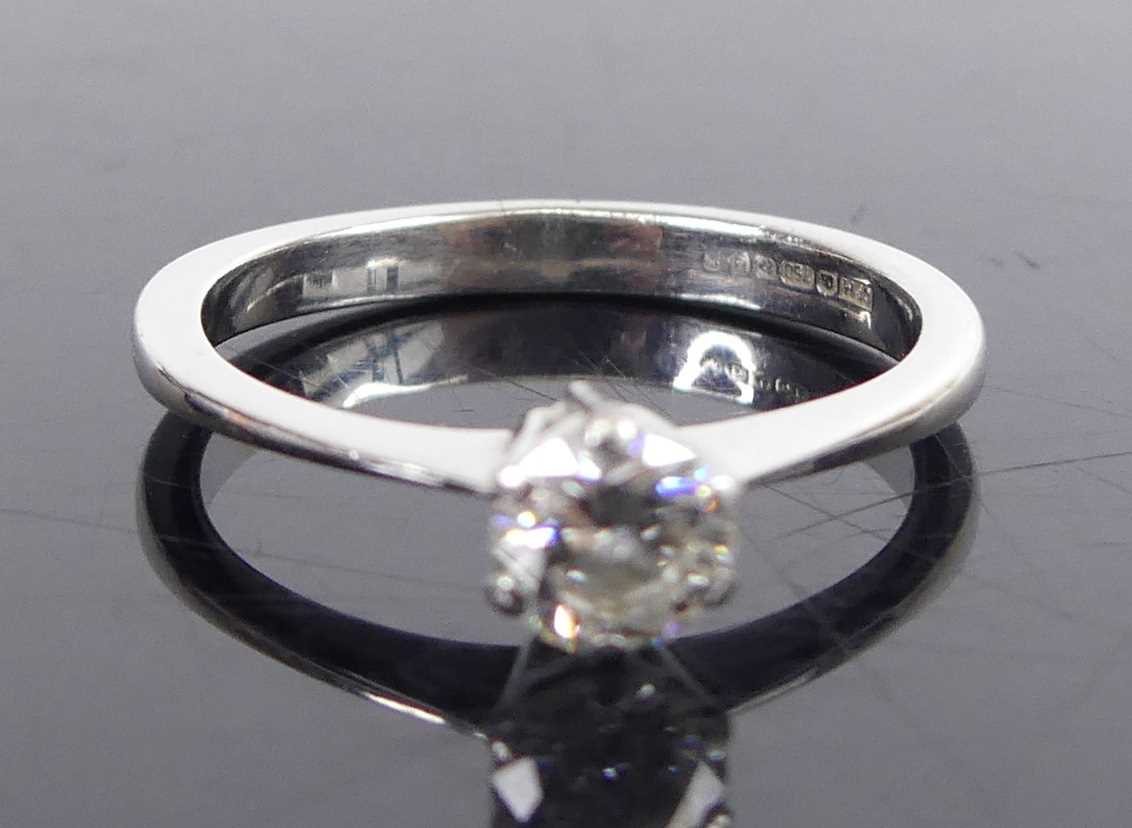 An 18ct white gold diamond solitaire ring, comprising a round brilliant cut diamond in six-claw - Image 2 of 6