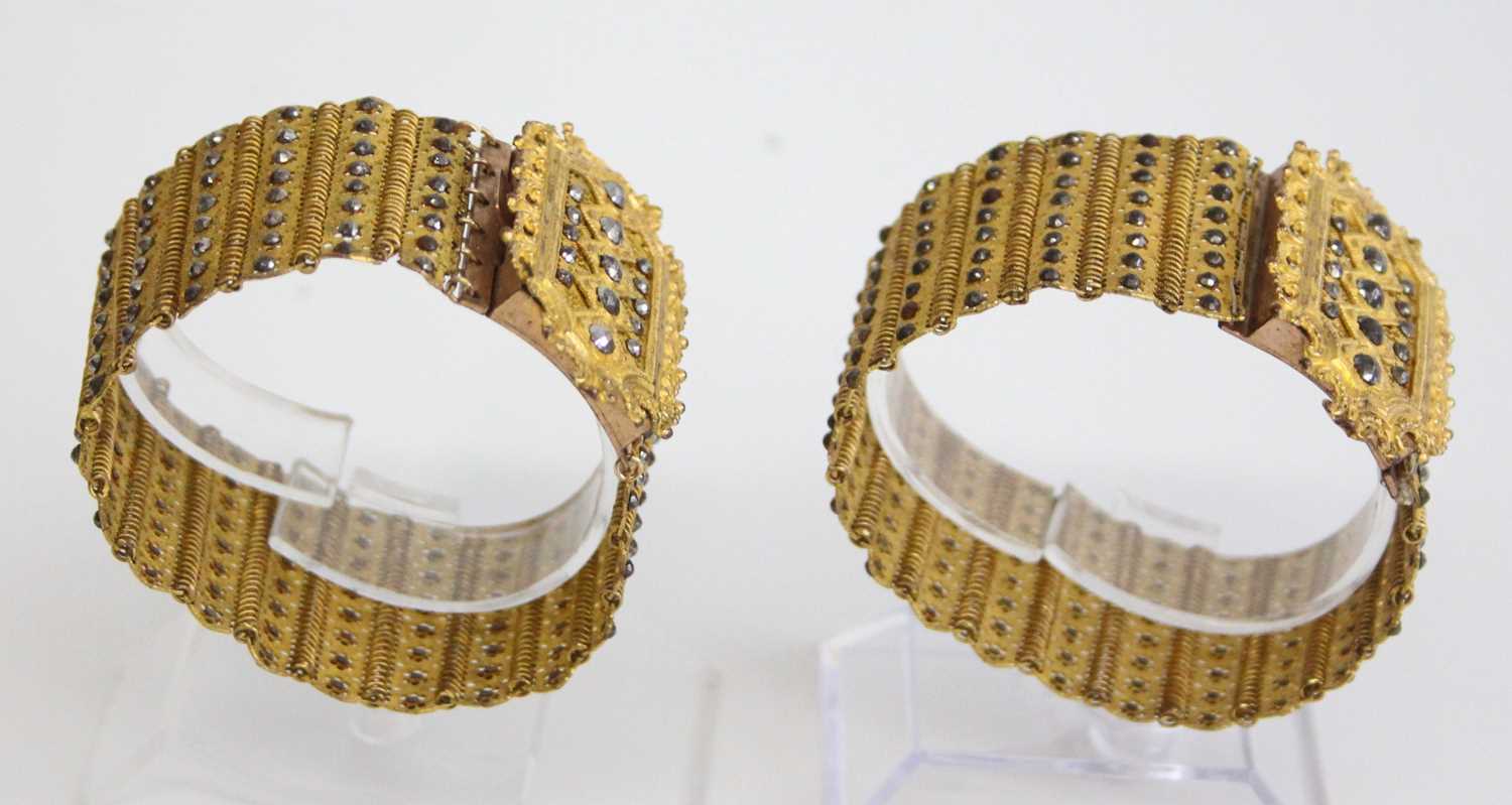 A pair of Victorian gilt metal and polished steel bracelets, each comprising of nineteen sections - Image 2 of 6