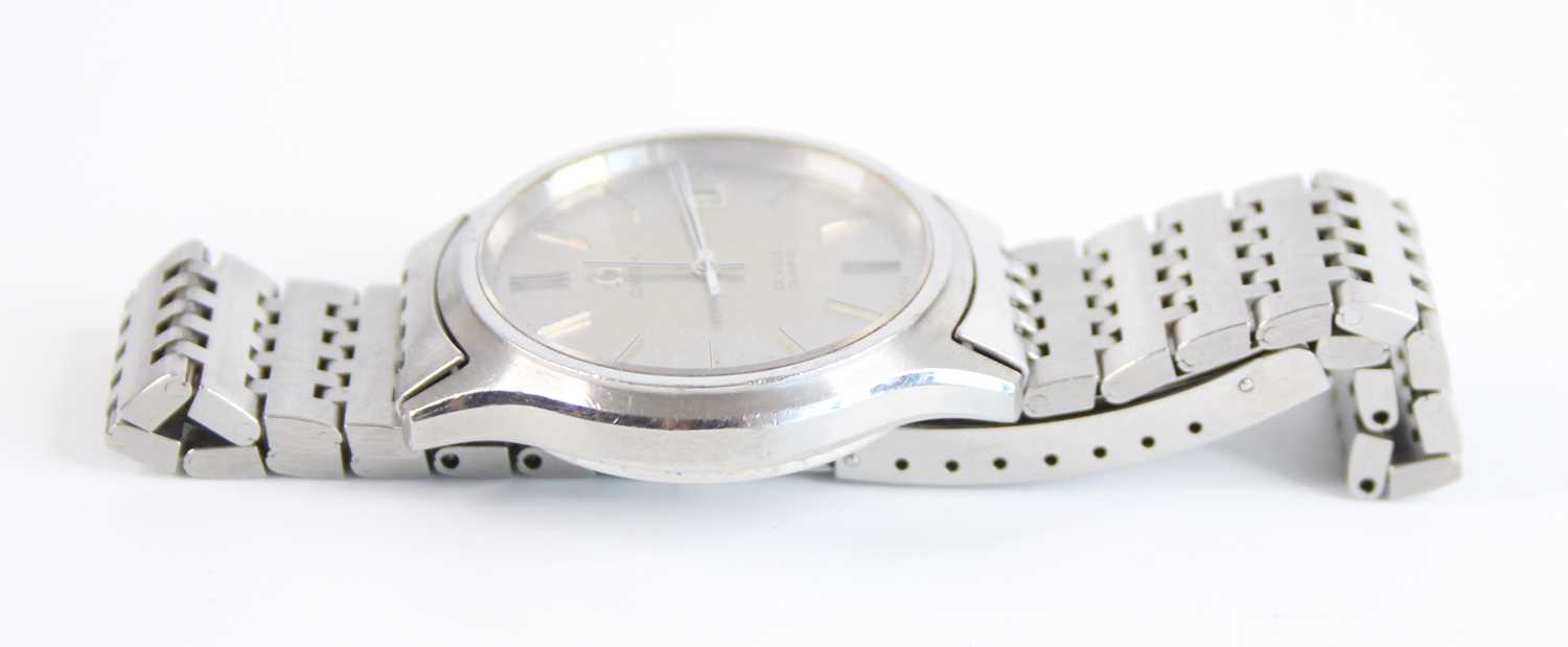 A steel Omega DeVille quartz wristwatch, with round silver baton dial and date at 3, fitted to a bar - Image 4 of 6