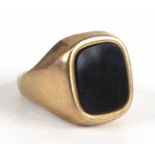 A modern gent's 9ct gold and black onyx set signet ring, 9.1g, sponsor P&G, size R