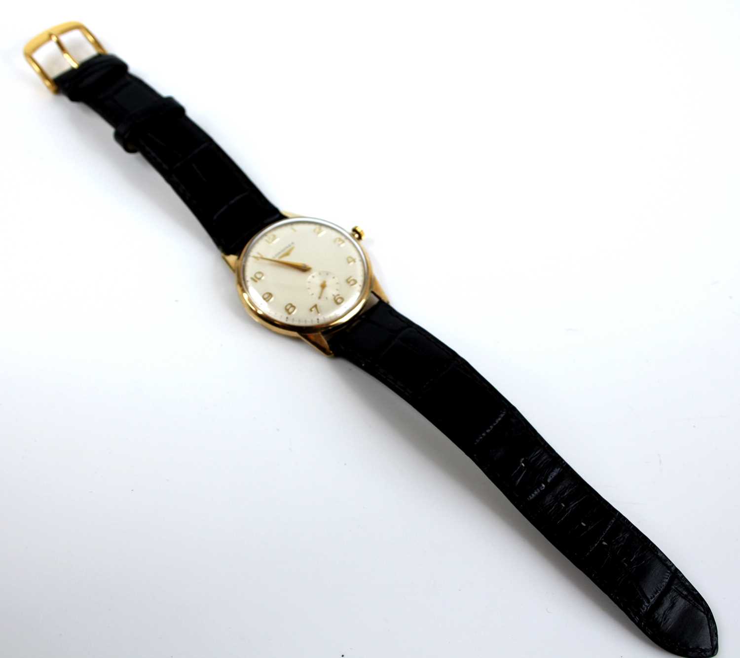 A gent's Longines 9ct gold cased wristwatch, having a signed silvered Arabic dial with subsidiary - Image 4 of 5