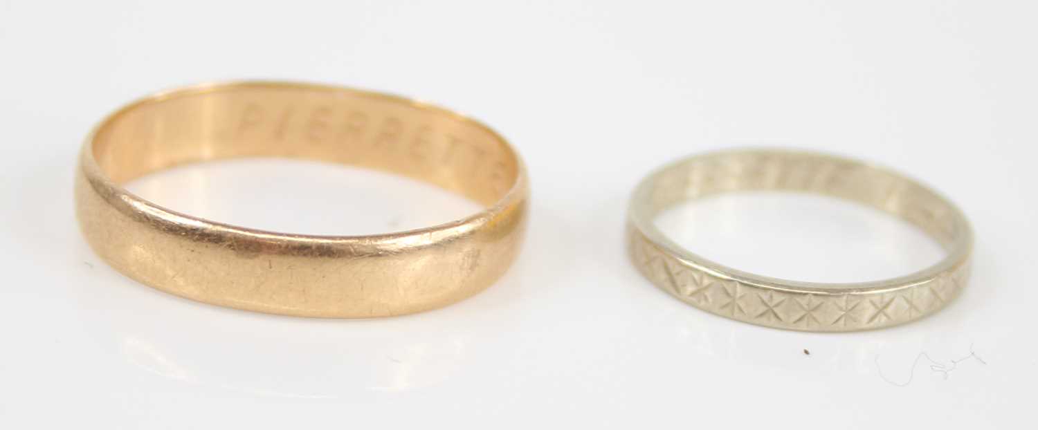 A yellow metal wedding band, inscribed to the inside, unmarked but tests as approx 14ct gold, 4. - Image 3 of 4