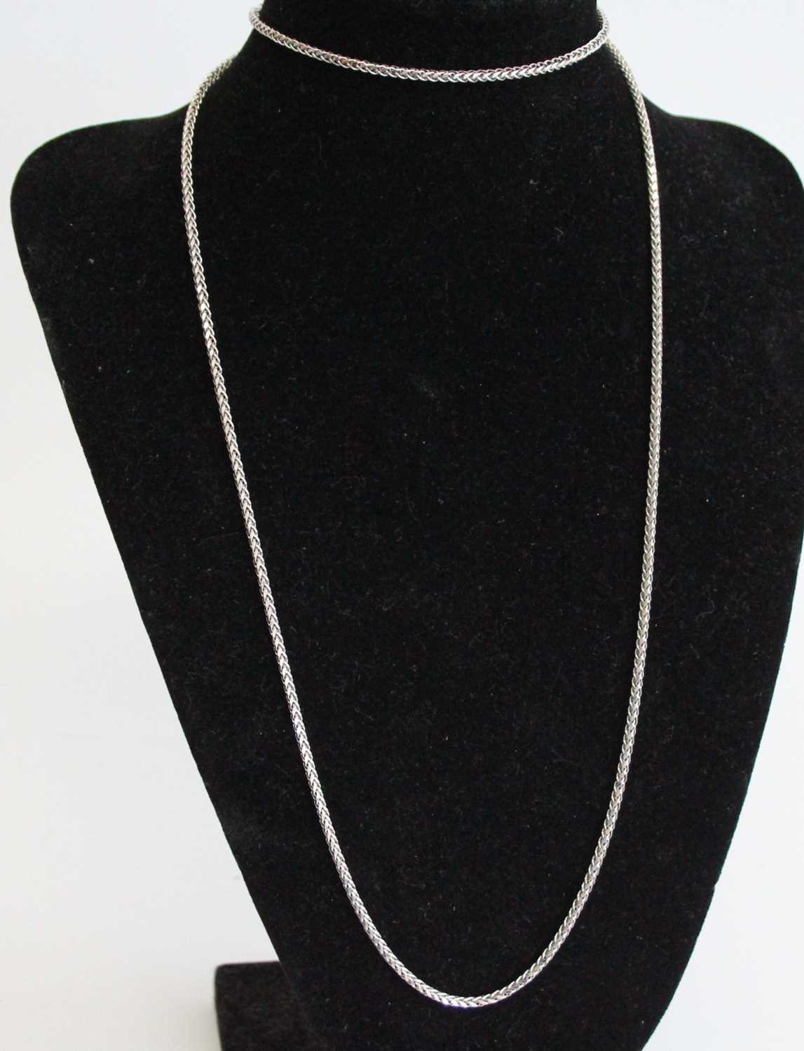 A modern 9ct white gold snake link necklace, 5.3g, 74cm