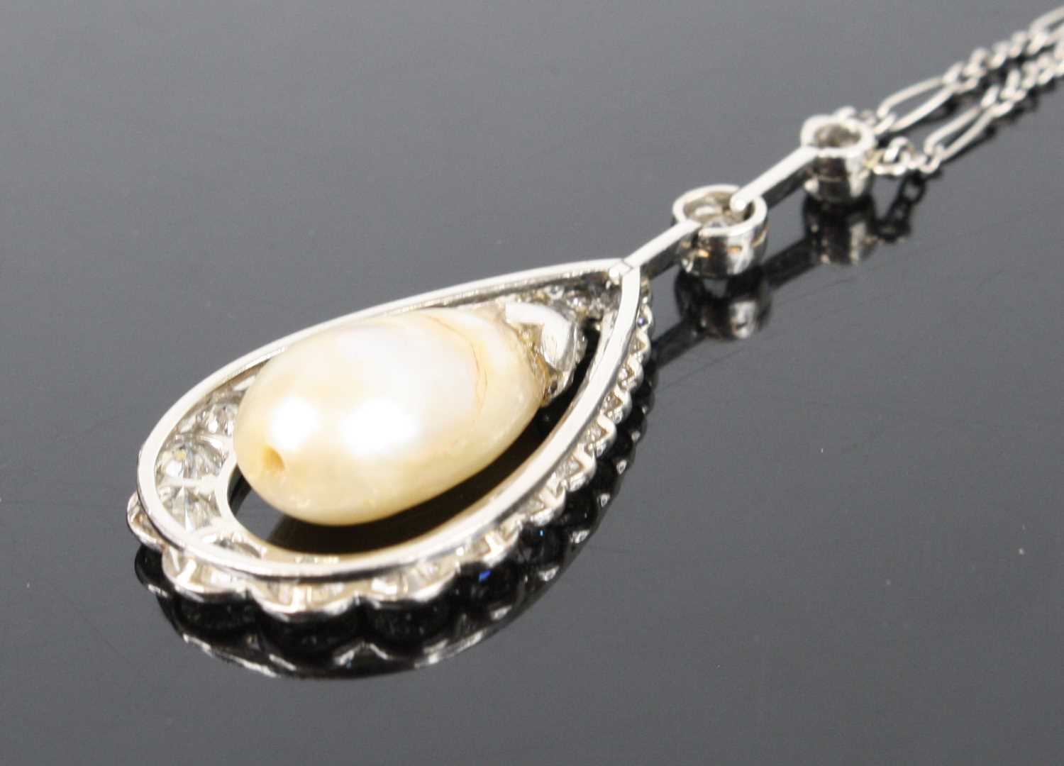 A white metal articulated pearl and diamond pear shaped cluster pendant, comprising a 16.5 x 10.15mm - Image 8 of 14