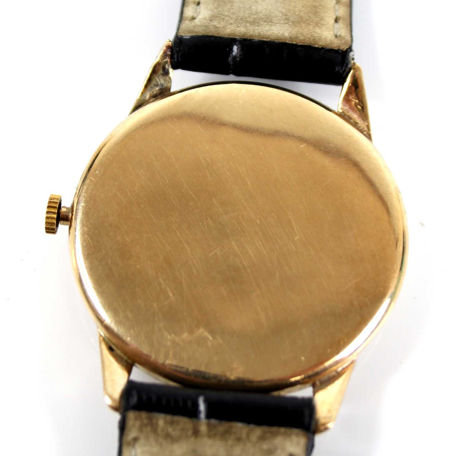 A gent's Longines 9ct gold cased wristwatch, having a signed silvered Arabic dial with subsidiary - Image 5 of 5