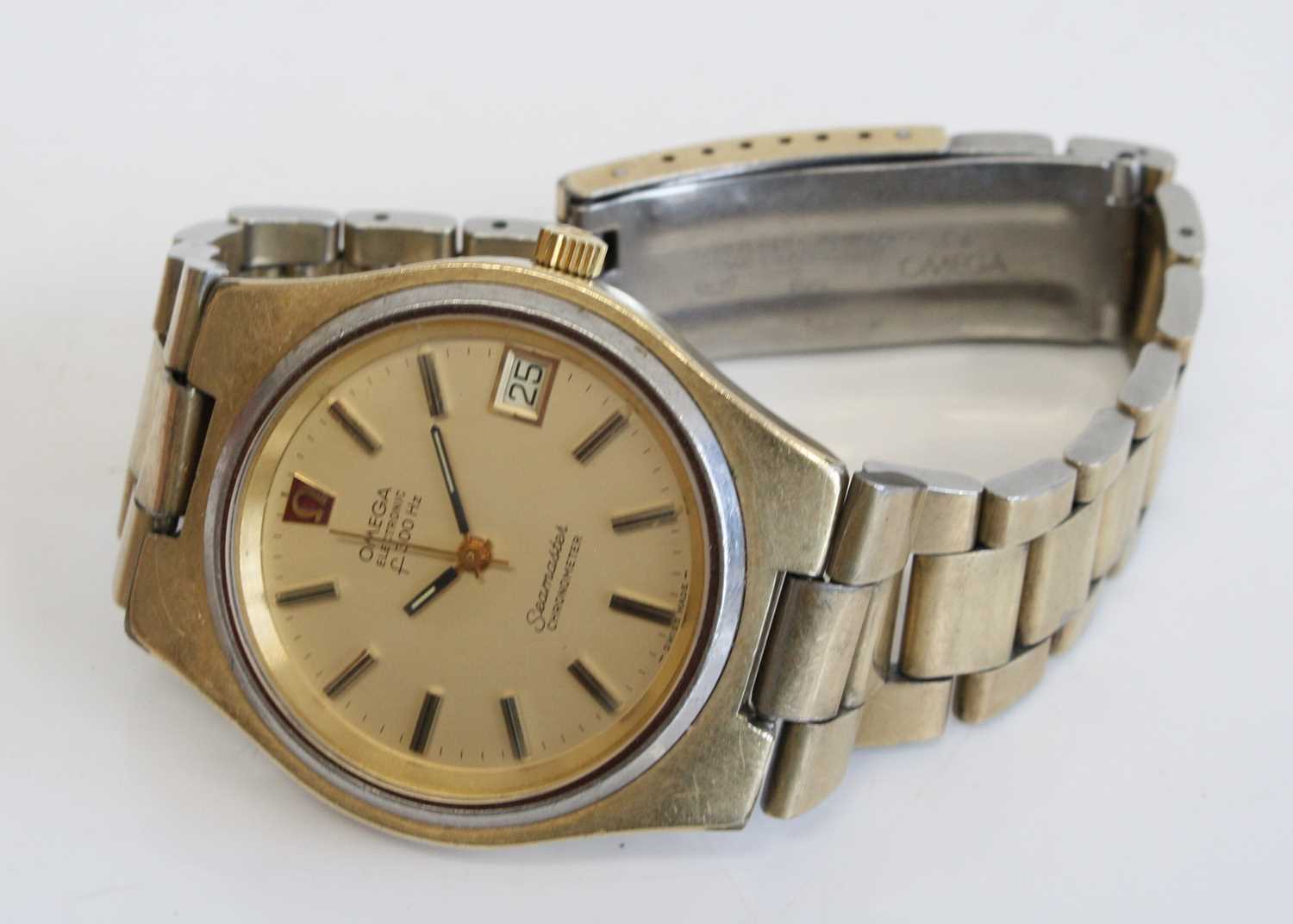 A gent's gold plated Omega Electronic f300 H2 Seamaster chronometer wrist watch with round champagne - Image 4 of 7