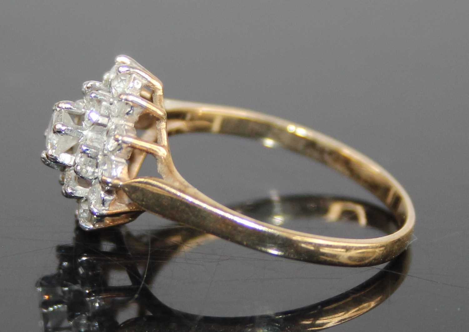 A 9ct yellow and white gold diamond circular cluster ring, comprising 19 round brilliant cut - Image 5 of 7