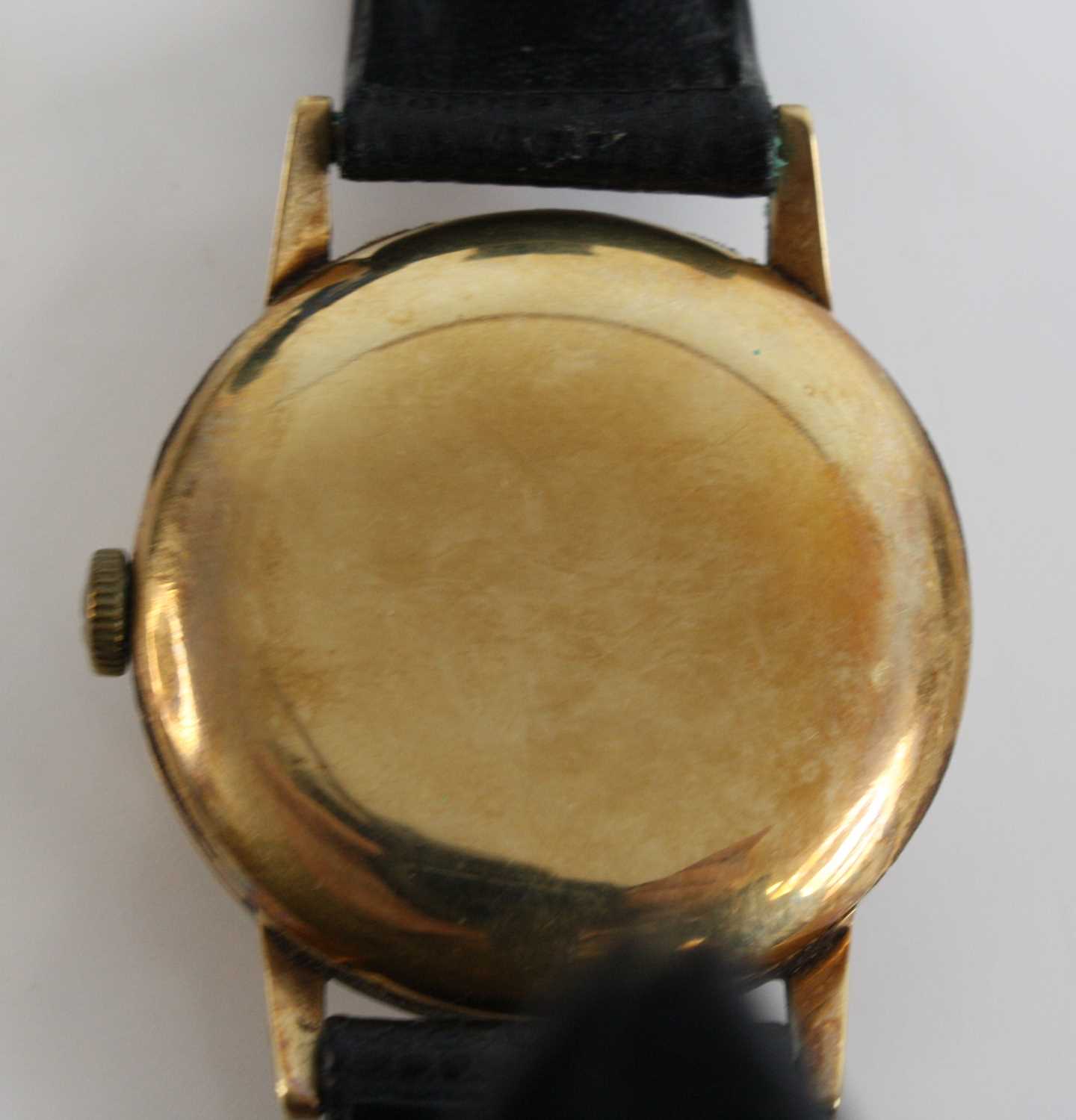 A 14ct yellow gold vintage Omega manual wind wristwatch, having a round cream baton dial and - Image 5 of 6