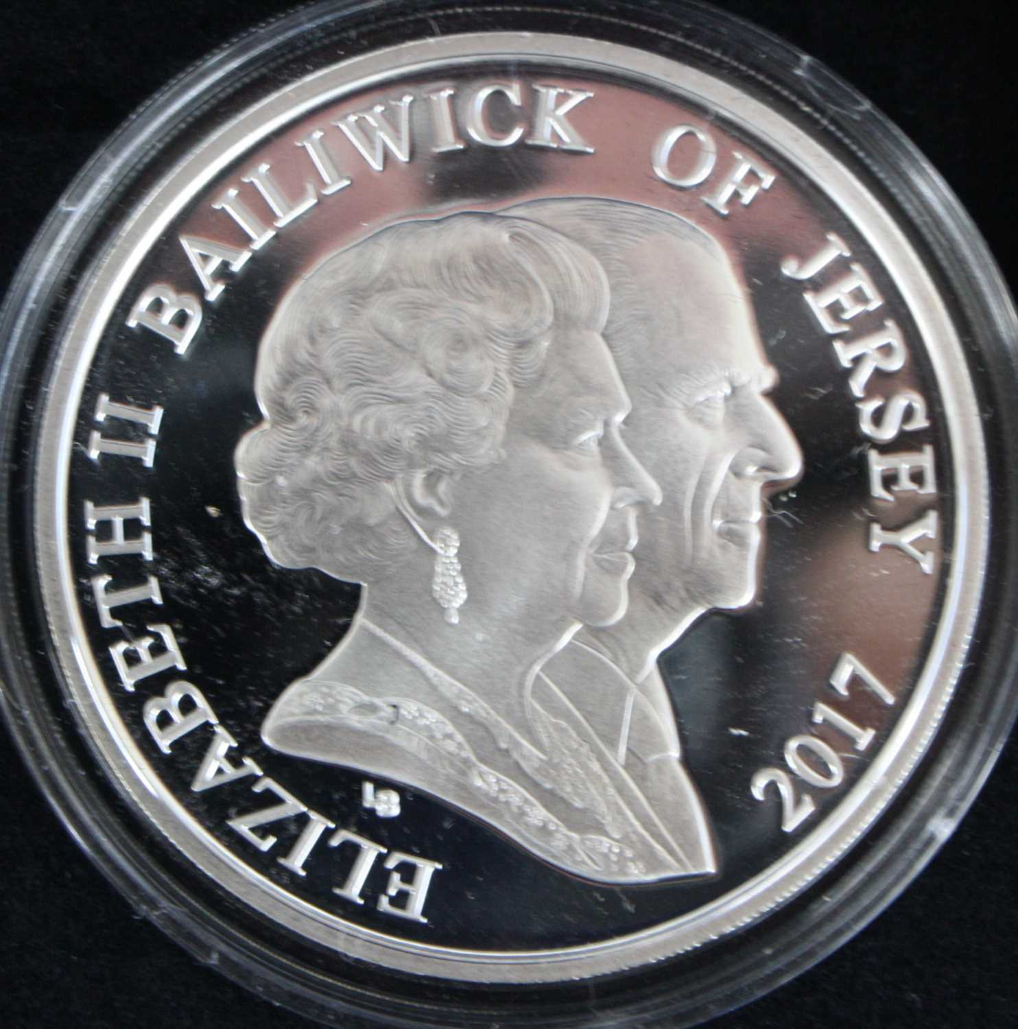 Bailiwick of Guernsey, 2016 Her Majesty The Queen's 90th Birthday Silver Proof £5, obv: crowned - Image 5 of 5