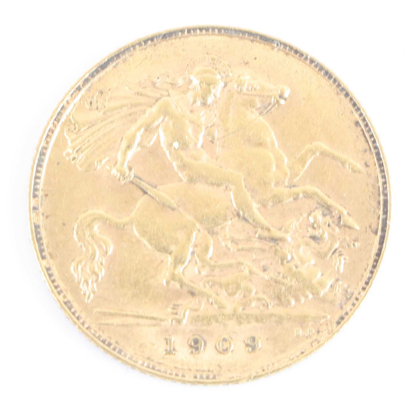 Great Britain, 1909 gold half sovereign, Edward VII, rev: St George and Dragon above date. (1) - Image 2 of 2