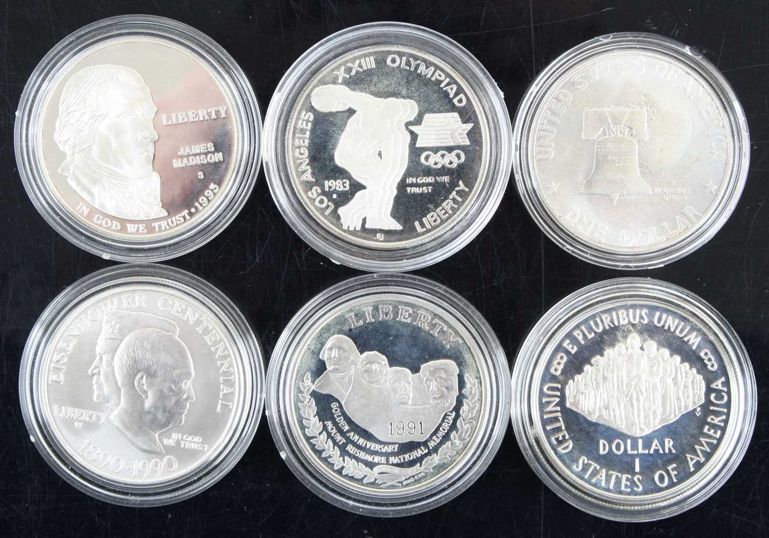United States of America, 1988 Olympiad silver $1, obv: one hand holding the Statue of Liberty’s - Image 2 of 2