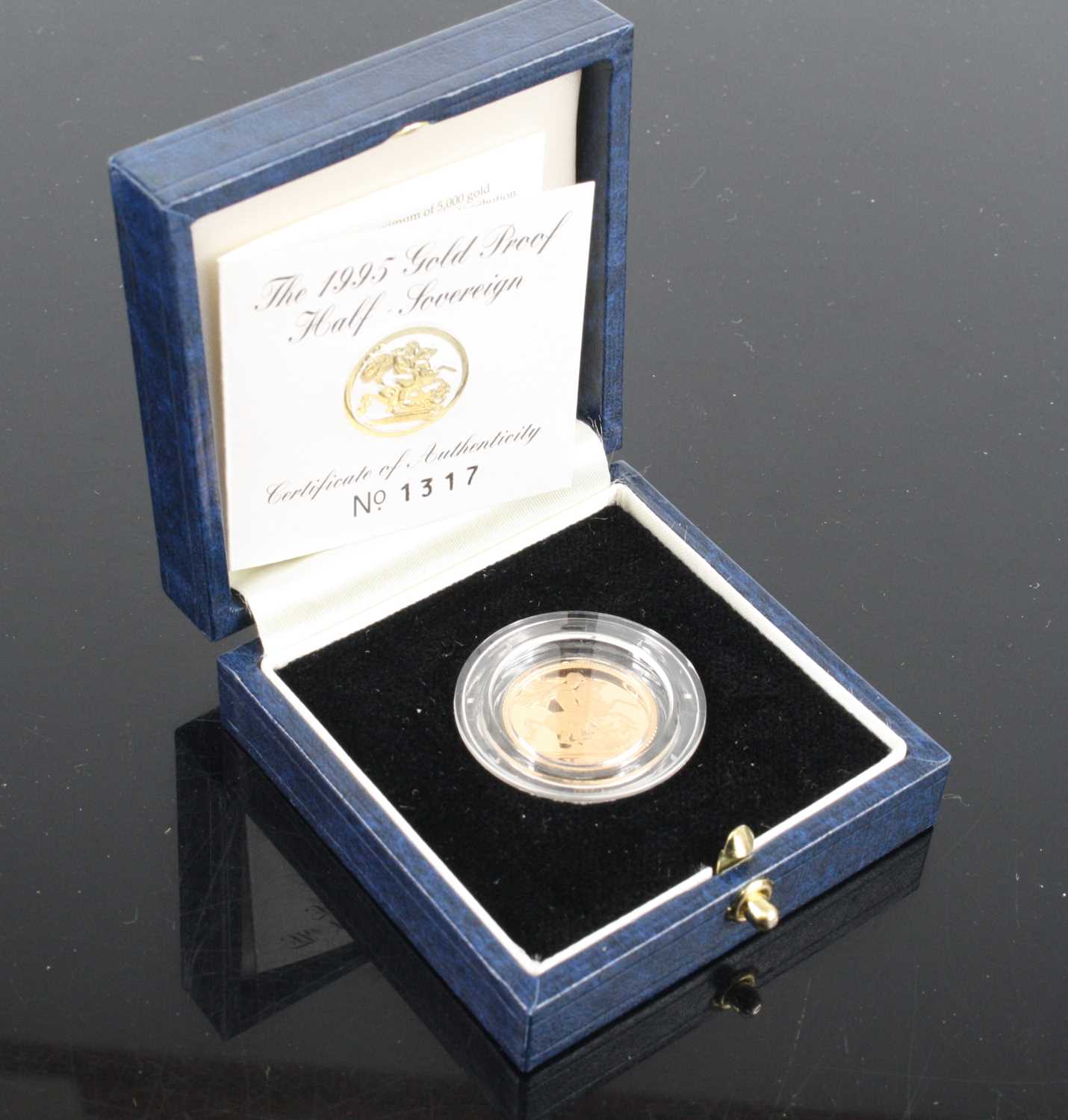 Great Britain, 1995 gold proof half sovereign, Elizabeth II, rev; St George and Dragon above date,