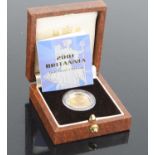 Great Britain, 2001 Gold Proof Britannia £10 coin, Elizabeth II, rev: standing figure of