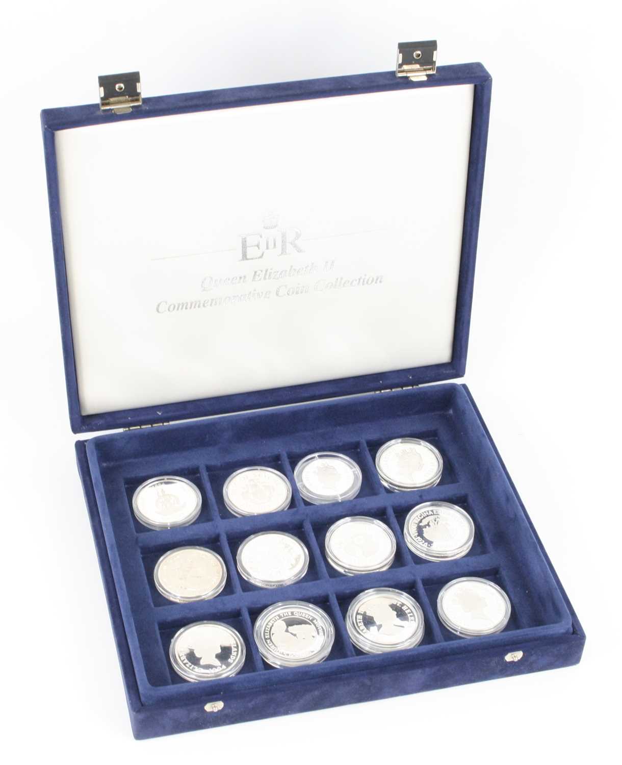 World, a collection of silver coins being Elizabeth II commemorative examples to include Fiji 1994