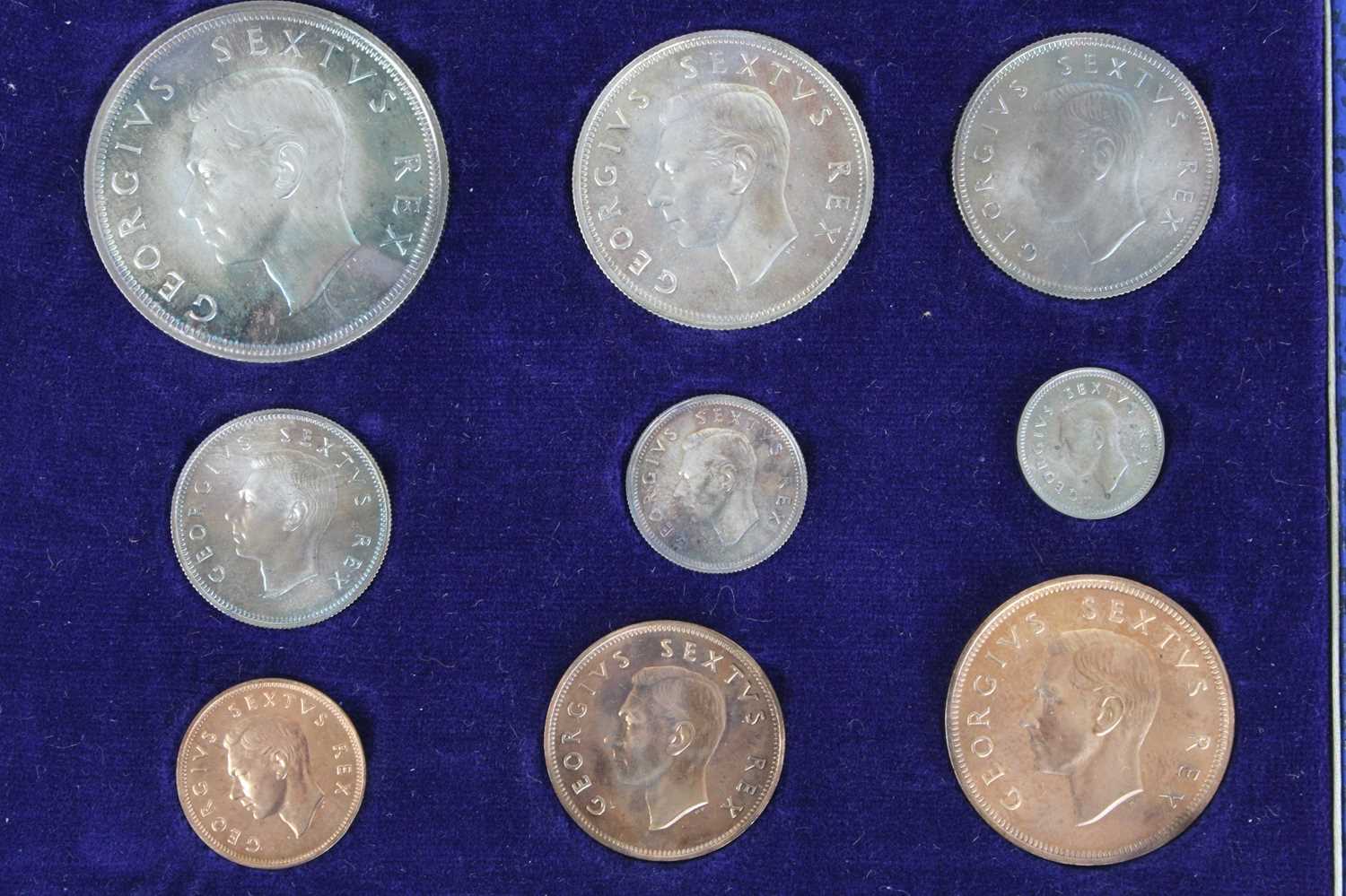 South Africa, 1950 nine coin proof set, five shillings to quarter penny, in South Africa Mint fitted - Bild 2 aus 2