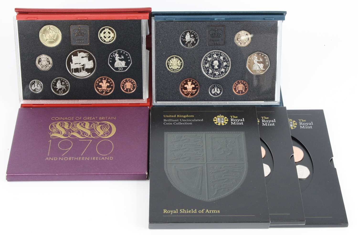 United Kingdom, a collection of BUNC and proof coin sets to include 1970 Coinage of Great Britain