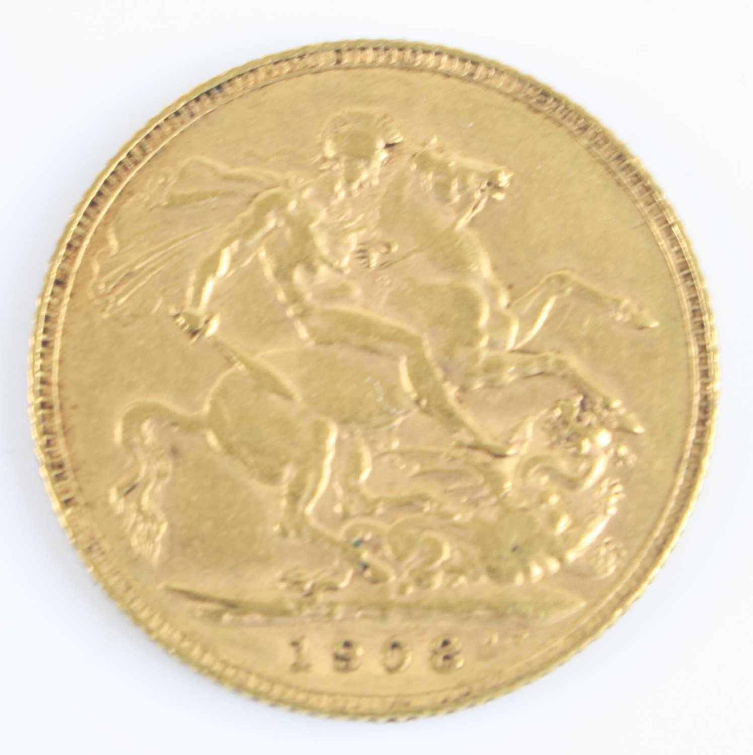 Great Britain, 1908 gold full sovereign, George V, rev: St George and Dragon above date. (1) - Image 2 of 2