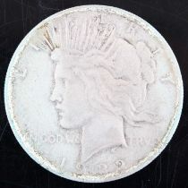 United States of America, 1922 Peace dollar, obv: capped head of Liberty left, headband with rays,