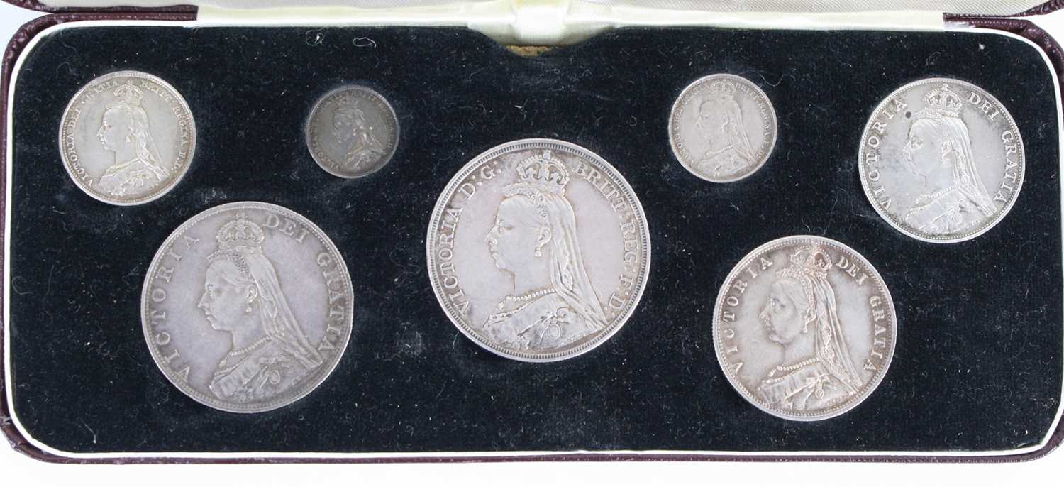 Great Britain, 1887 Victoria Jubilee Specimen Set, seven silver coins, crown to threepence, in - Bild 2 aus 2