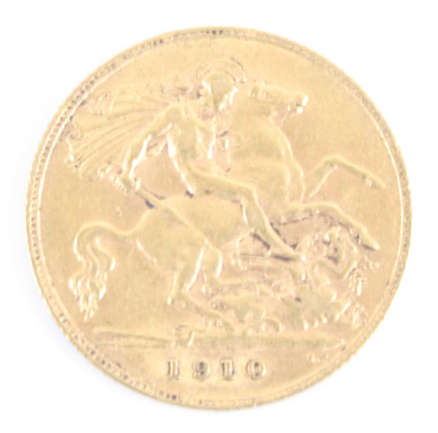 Great Britain, 1910 gold half sovereign, Edward VII, rev: St George and Dragon above date. (1) - Bild 2 aus 2
