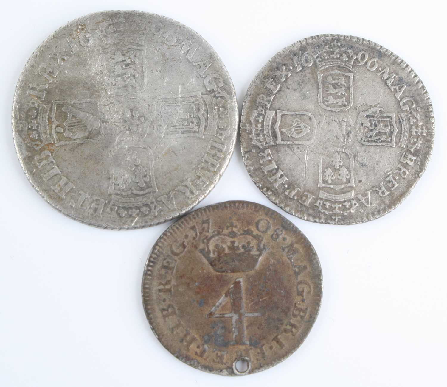 England, 1696 shilling, William III first laureate and draped bust, rev: crowned cruciform shields - Image 2 of 4