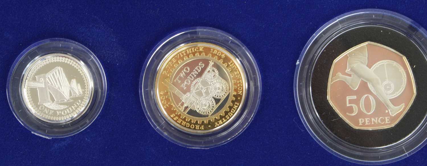 United Kingdom, The Royal Mint, 2004 Silver Proof Piedfort 3-Coin Collection, to include £2, £1 - Image 2 of 2