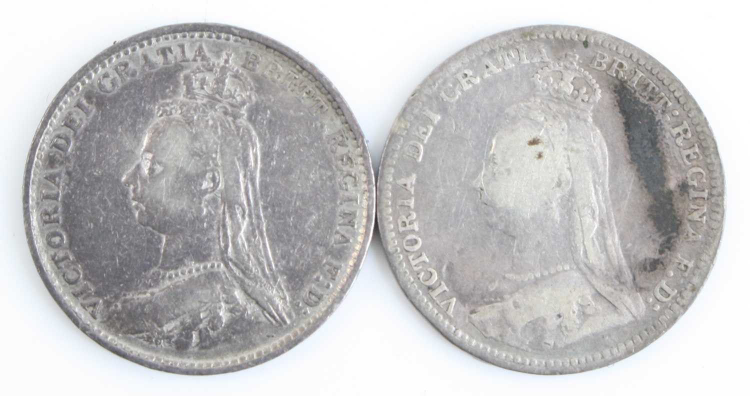 Great Britain, 1820 sixpence, George III laureate bust above date, rev: crowned quartered shield - Image 5 of 8