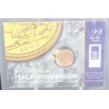Great Britain, 2000 gold half sovereign, Elizabeth II, rev: St George and Dragon above date, card