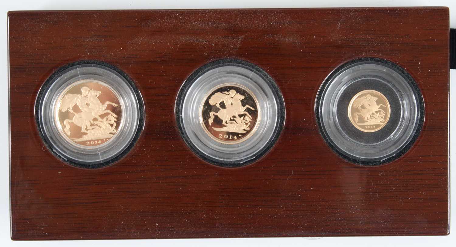 The Royal Mint, The 2014 Sovereign Collection Gold Proof Three-Coin Set, full, half and quarter - Image 2 of 2