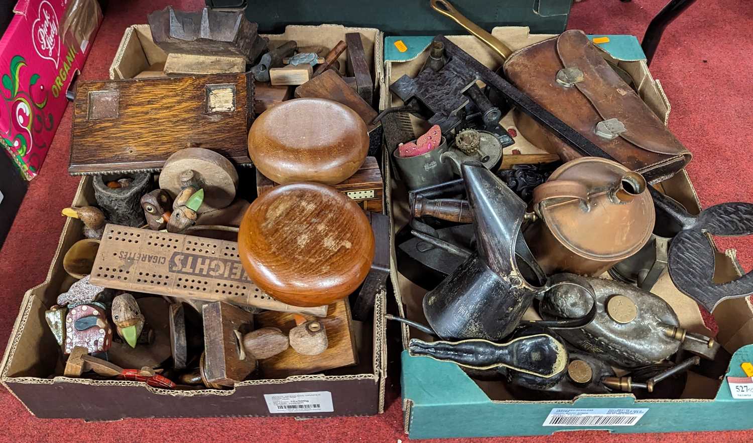 A collection of miscellaneous items to include novelty carved wooden bookends, copper oil cans,