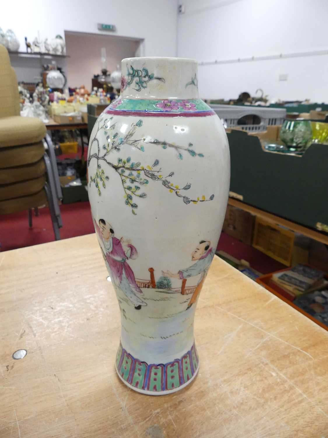 A collection of 18th century and later Chinese ceramics to include a famille rose porcelain vase and - Image 2 of 9