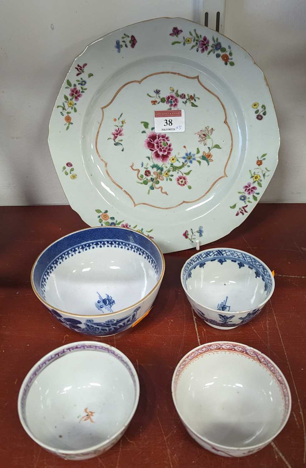 An 18th century Chinese famile rose porcelain plate, dia.23cm, together with four further