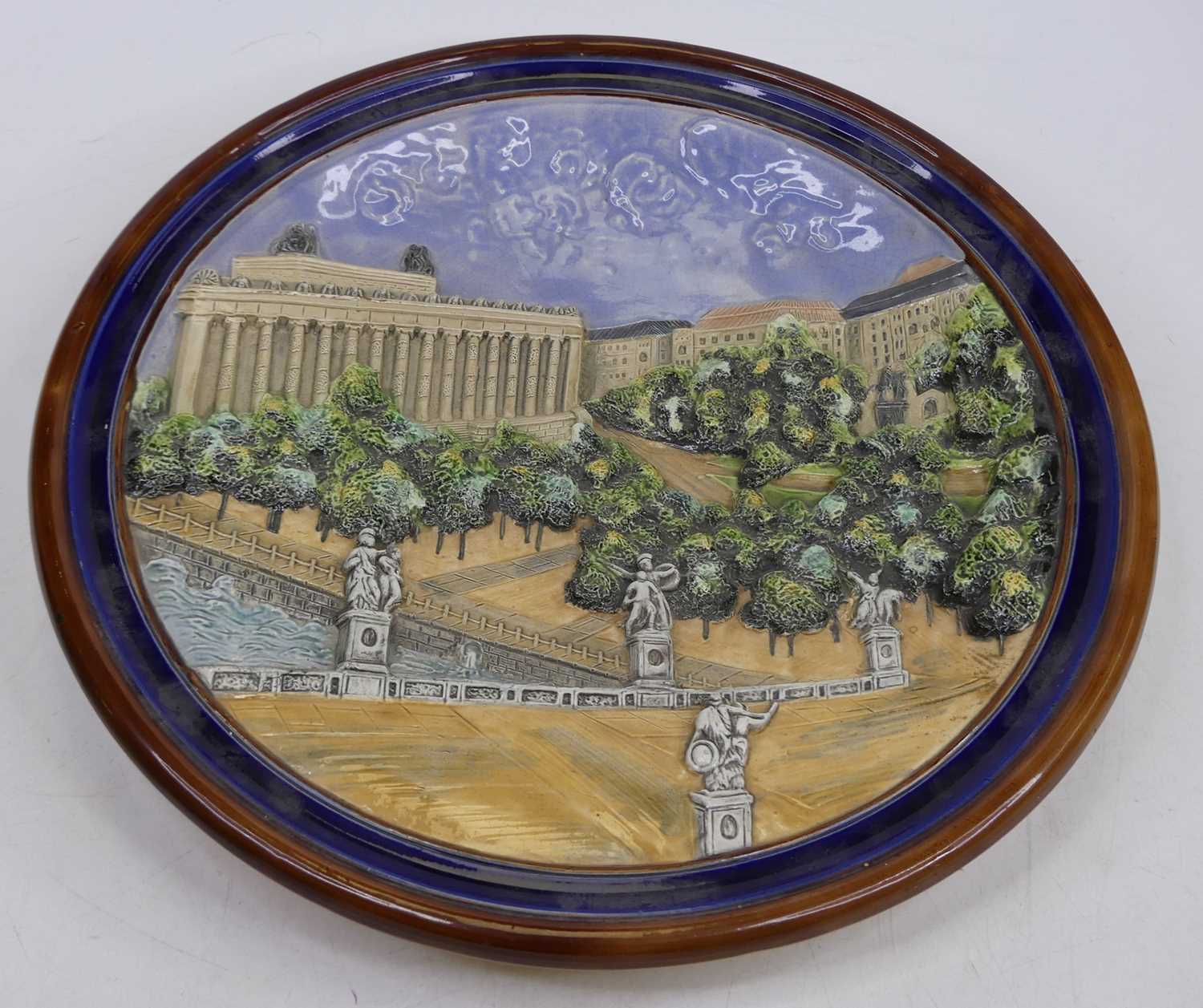 A pair of German pottery wall plates, each relief decorated with architectural scenes of Berlin, - Image 2 of 4