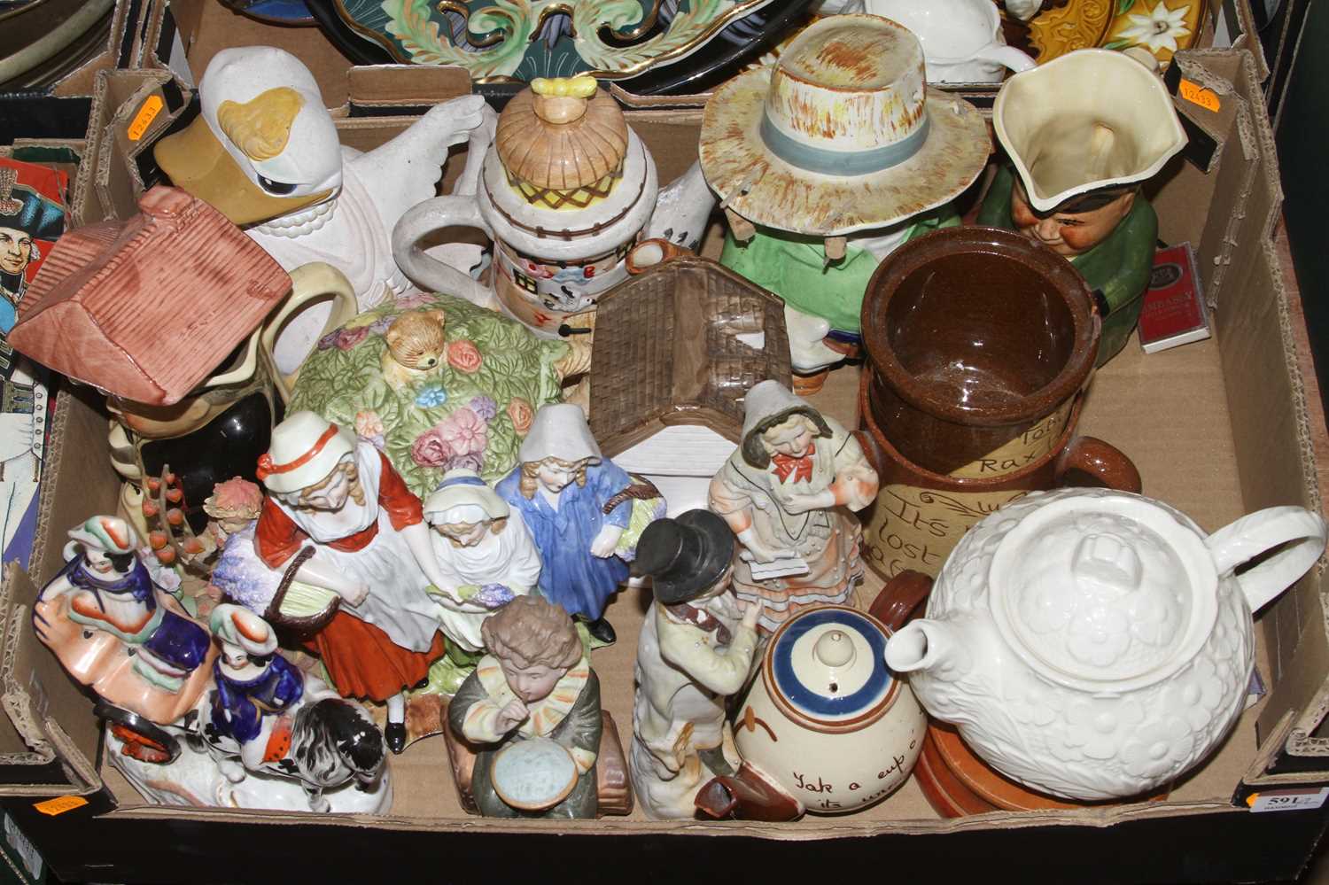 Two boxes of ceramics to include Cornish mottoware, novelty teapot and Staffordshire figures - Bild 3 aus 3