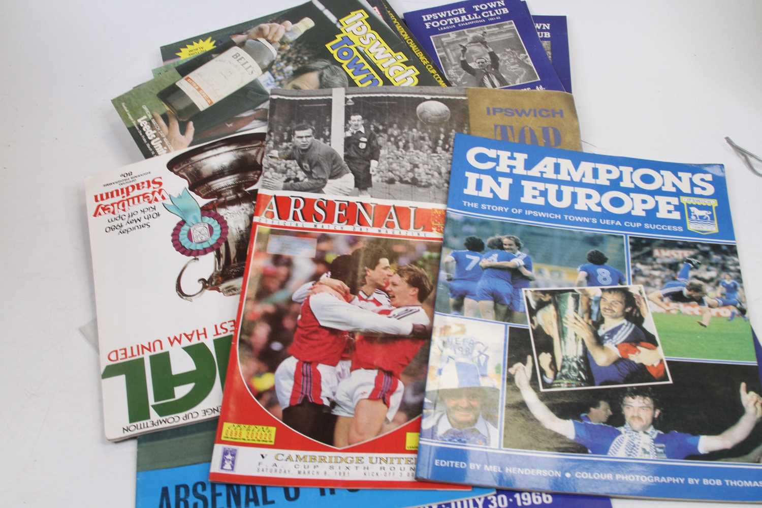 A collection of vintage football programmes, mainly Ipswich Town, 1980s and later - Image 2 of 4