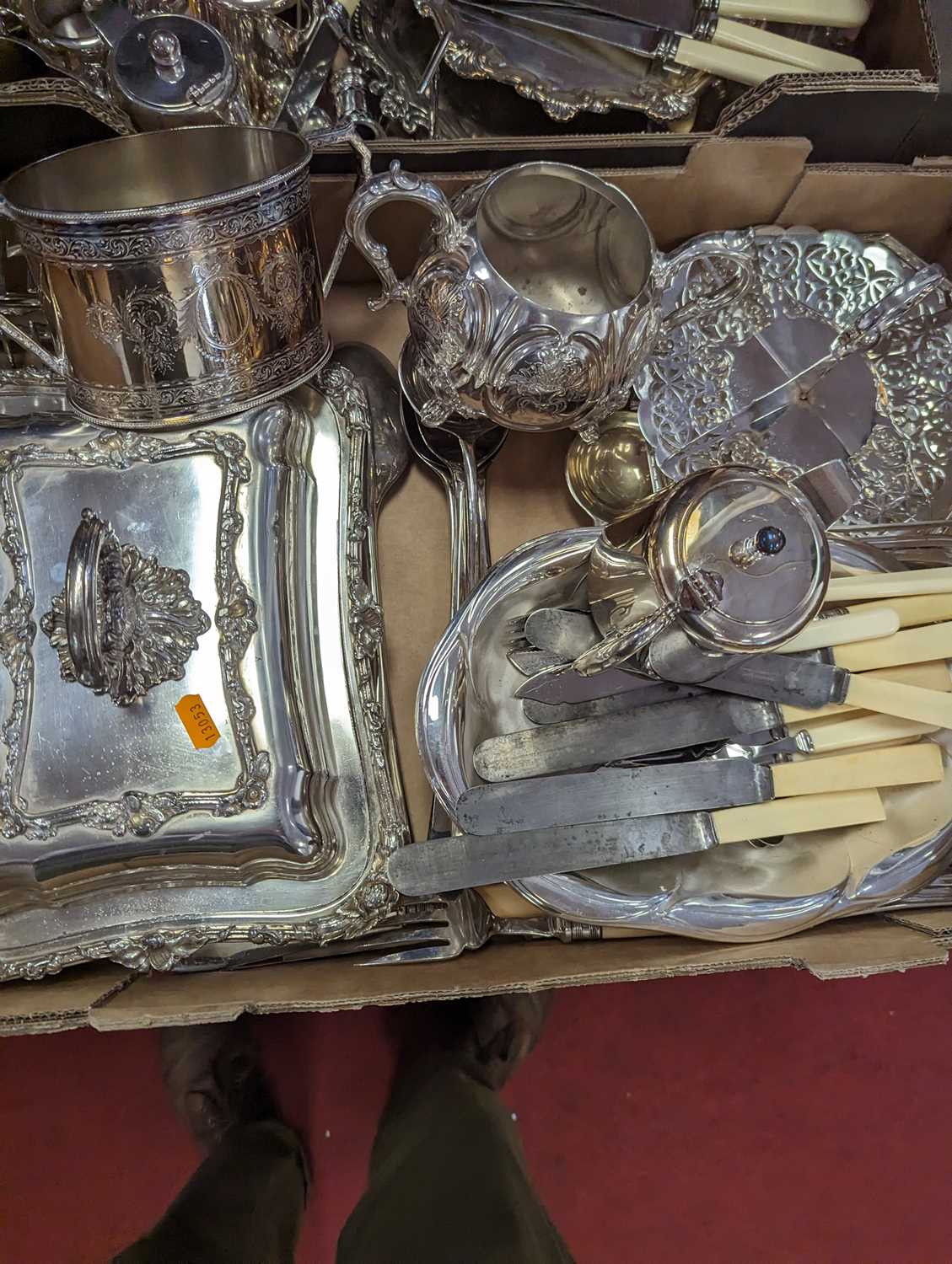 A collection of silver plated items to include a rectangular entree dish, twin handled sugar bowl, - Image 3 of 3