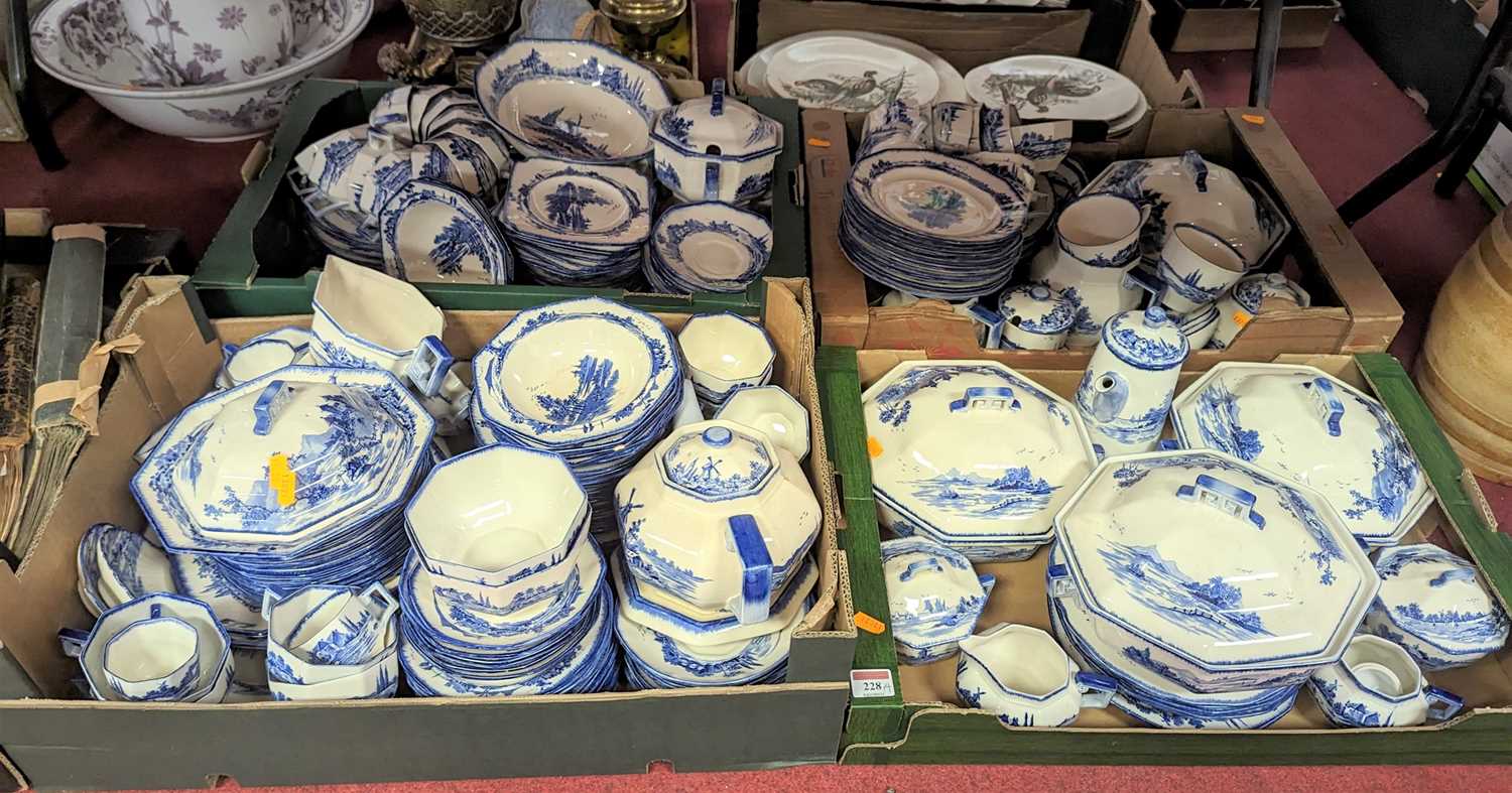 An extensive Royal Doulton Norfolk pattern tea, coffee and dinner service