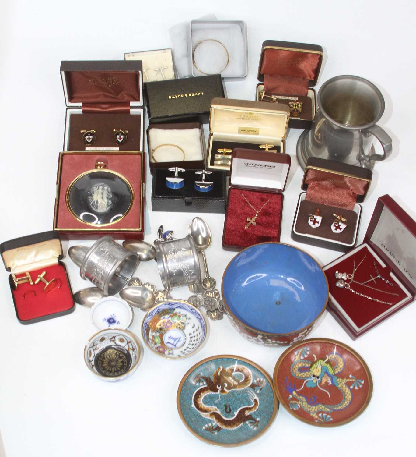 Miscellaneous items to include a 9ct gold baby bangle, enamel cufflinks, Chinese porcelain dishes,