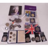 A collection of mixed coinage, to include an Elizabeth II 2006 crown, mixed copper coins etc