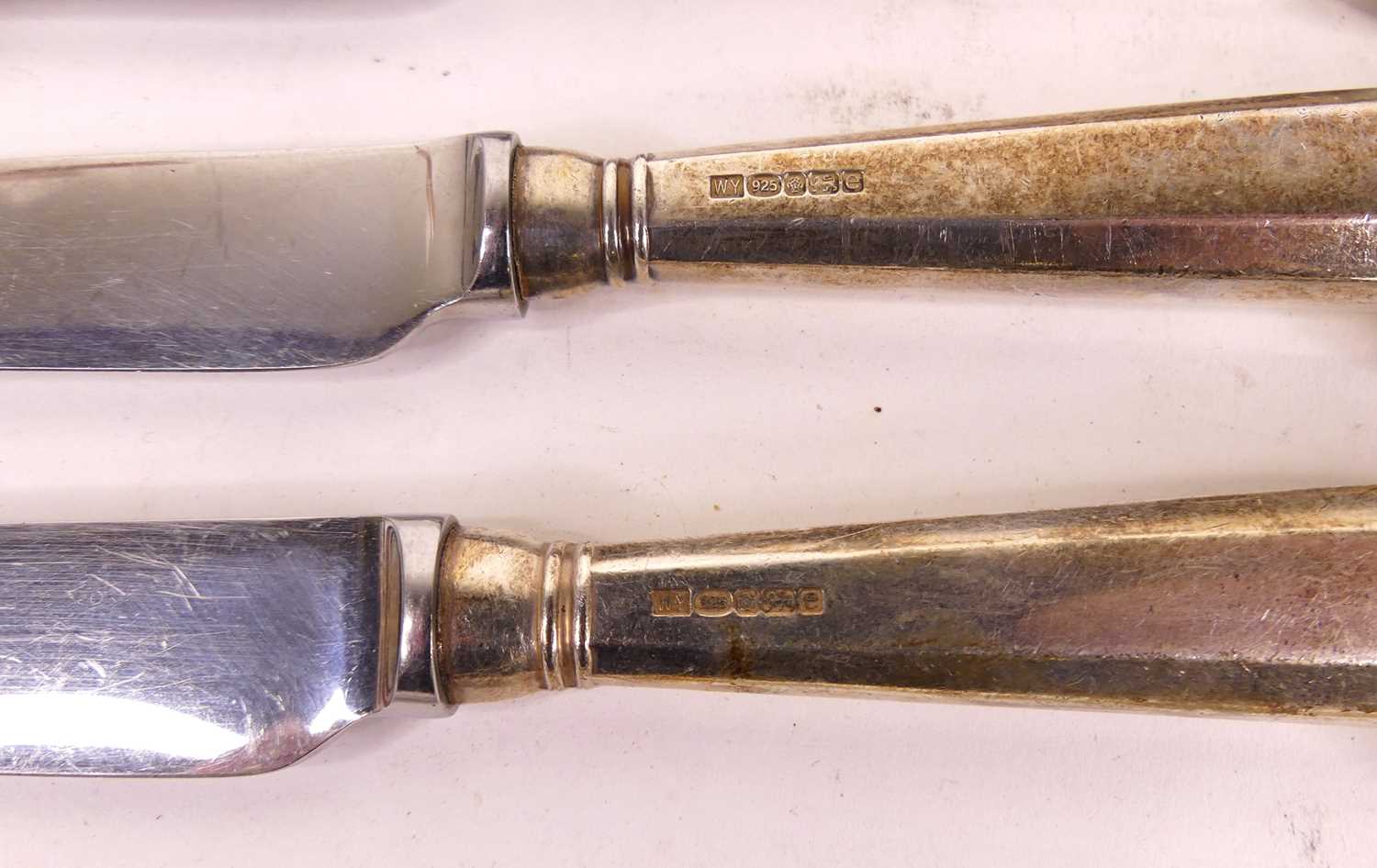 A collection of silver and silver handled flatware, to include a set of 22 pistol-grip knives - Image 2 of 2