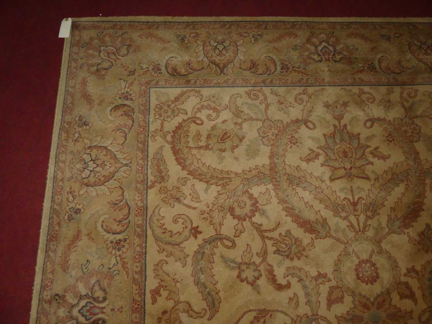 A Persian style machine made cream ground woollen Tabriz rug, 300 x 200cm - Image 4 of 6