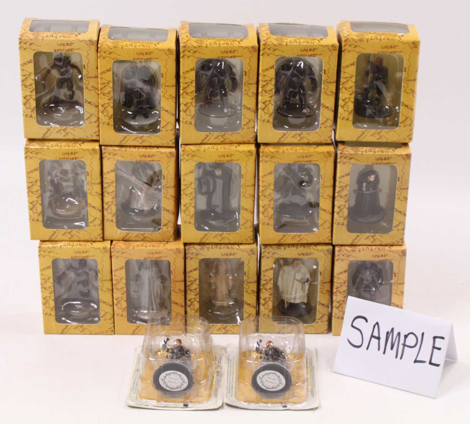 Eaglemoss Collection of 180 various Lord of The Rings white metal hand painted figures, complete set