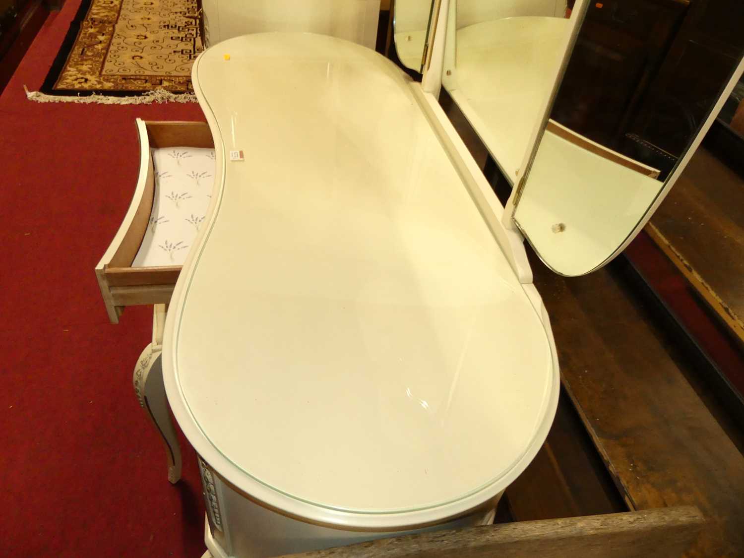A suite of French white wood bedroom furniture, to include; a kidney shaped kneehole mirrorback - Image 5 of 9
