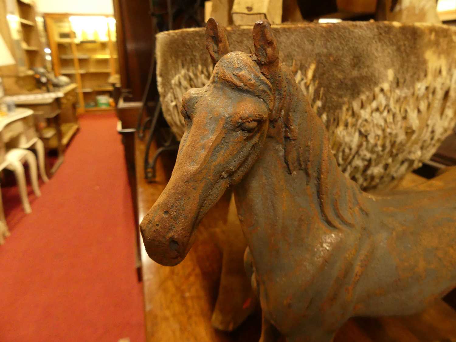 A contemporary cast iron model of an equine horse, length 34cm - Image 2 of 2