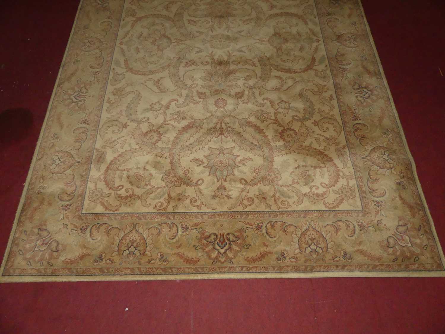 A Persian style machine made cream ground woollen Tabriz rug, 300 x 200cm - Image 2 of 6