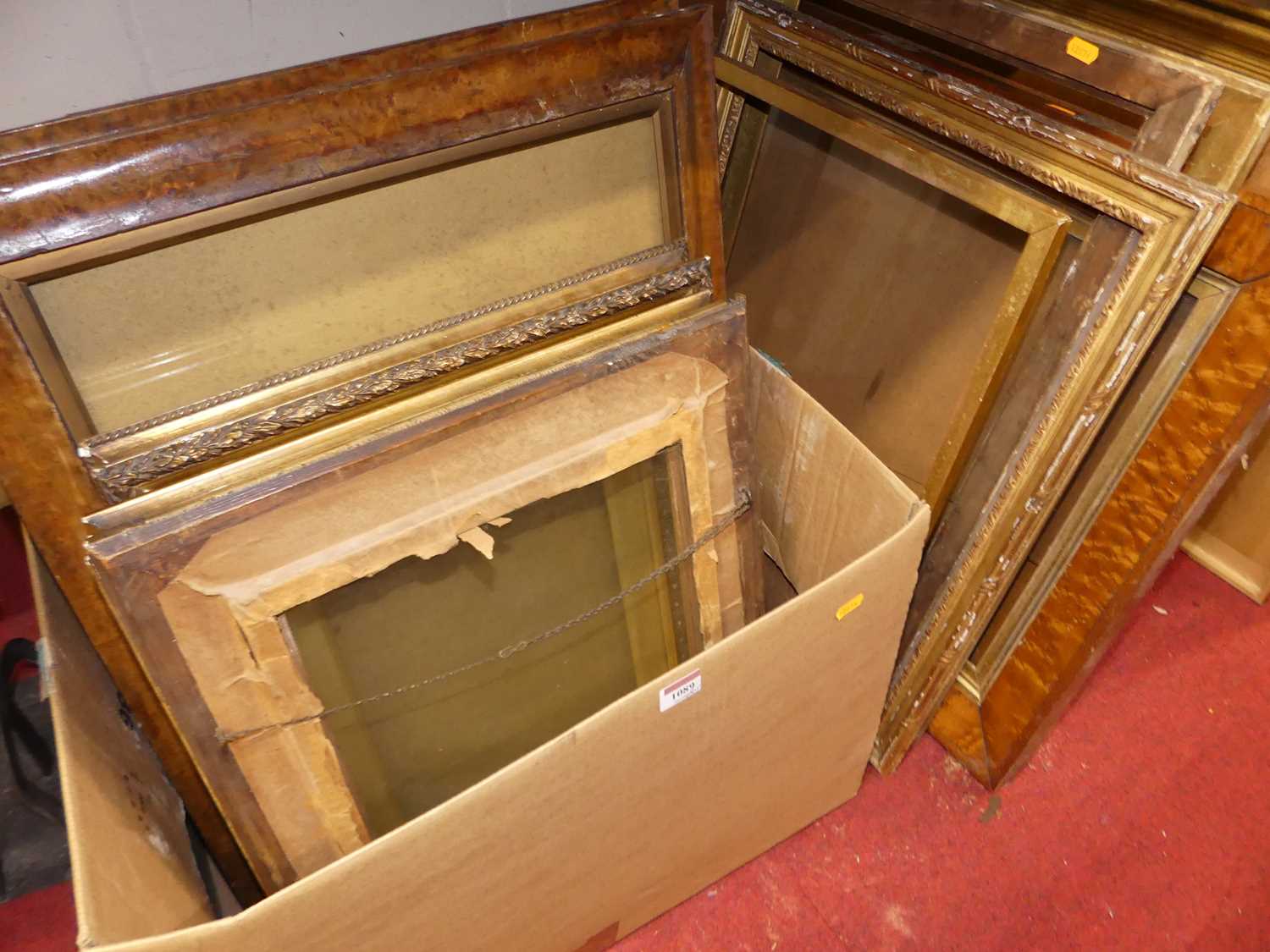 A collection of Victorian and later picture frames, to include birds-eye maple, oak and gilt