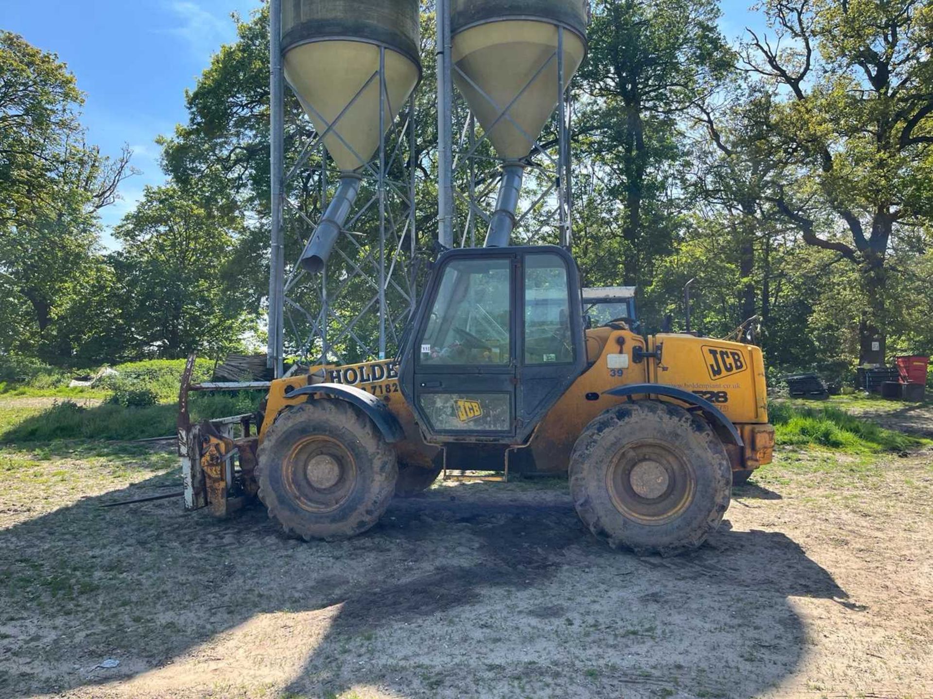 JCB 528-70 telehandler (2000) (913.2 hours) (Item excluding bale spike as in photo) (Reg: Q805 - Image 14 of 15