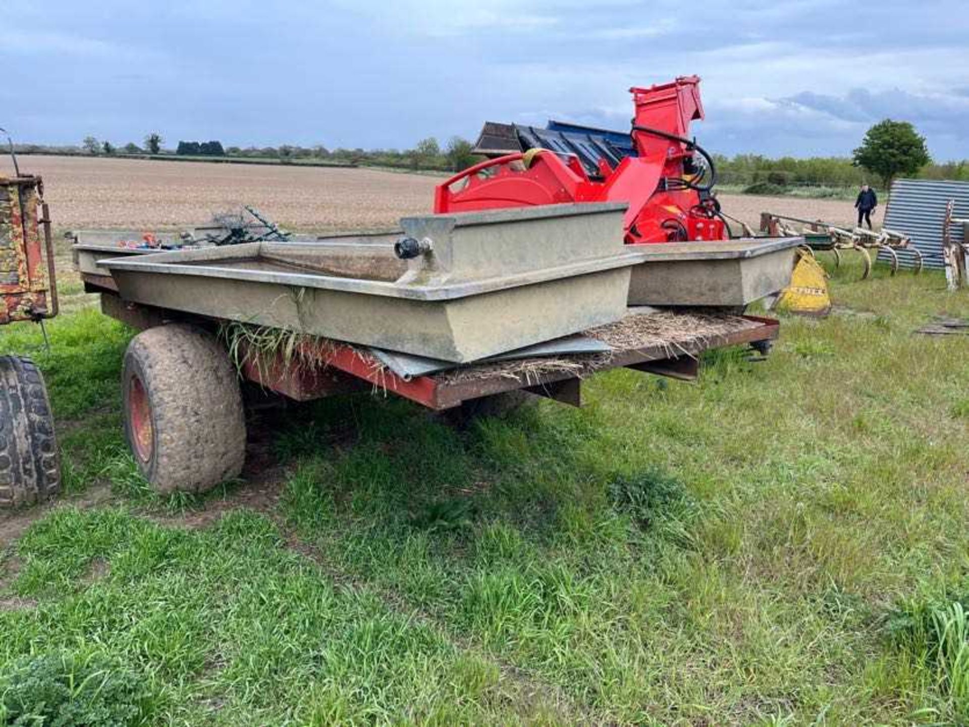 Flatbed Trailer with fencing equipment and drinkers - Image 5 of 5